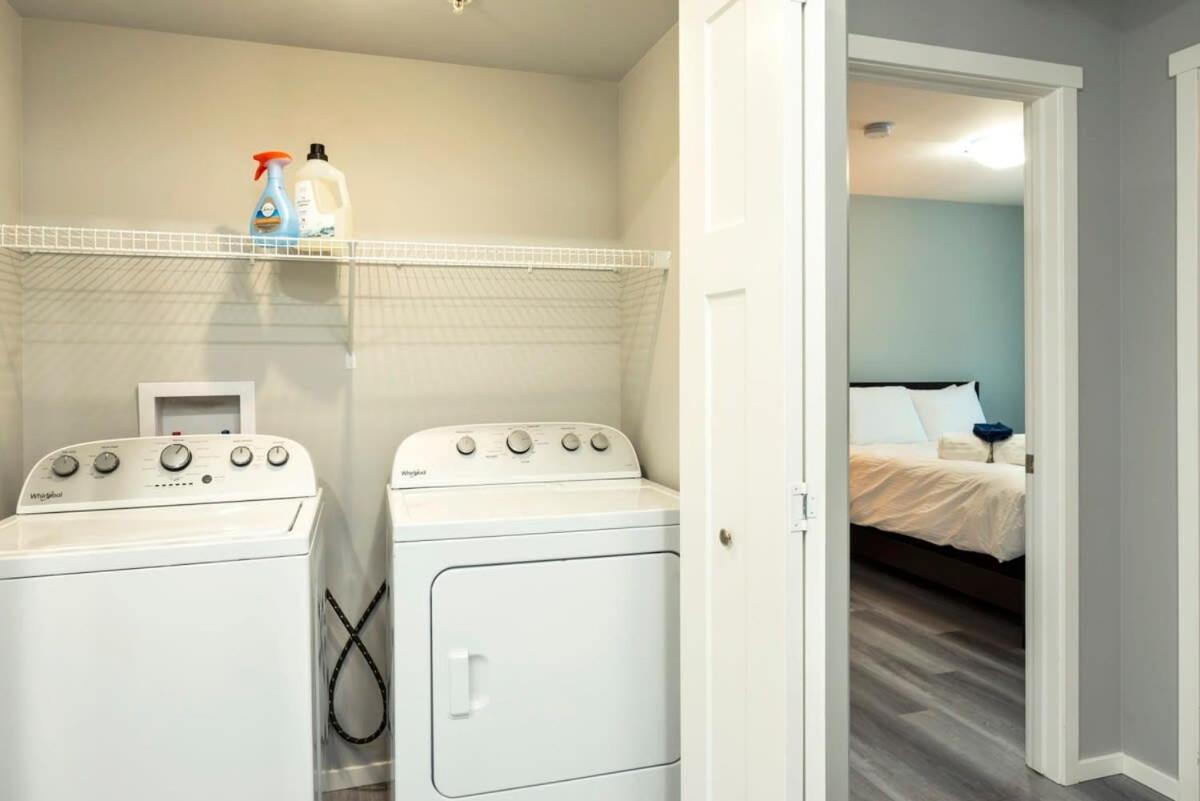 Nn - The Wanderoo - Riverdale 3-Bed 2 5-Bath Whitehorse Eksteriør billede