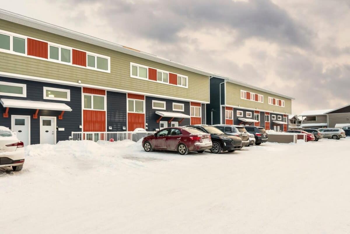 Nn - The Wanderoo - Riverdale 3-Bed 2 5-Bath Whitehorse Eksteriør billede