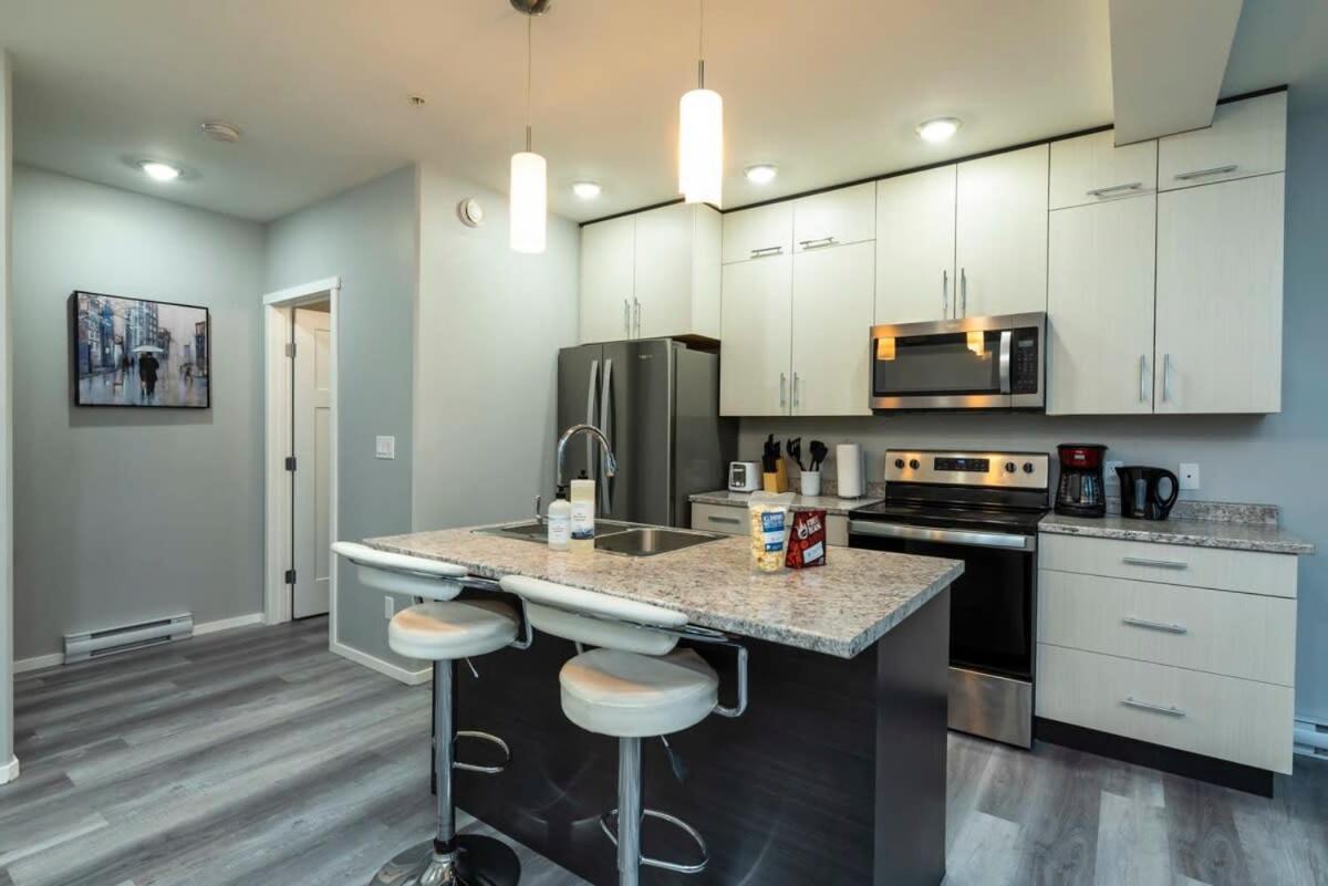 Nn - The Wanderoo - Riverdale 3-Bed 2 5-Bath Whitehorse Eksteriør billede